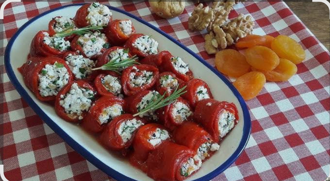 Kırmızı biber dolması 